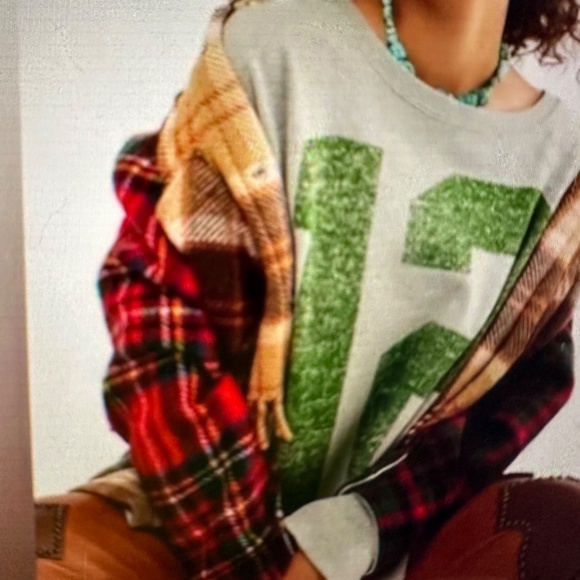 WE THE FREE CAMDEN “12” SWEATSHIRT. - Picture 3 of 9